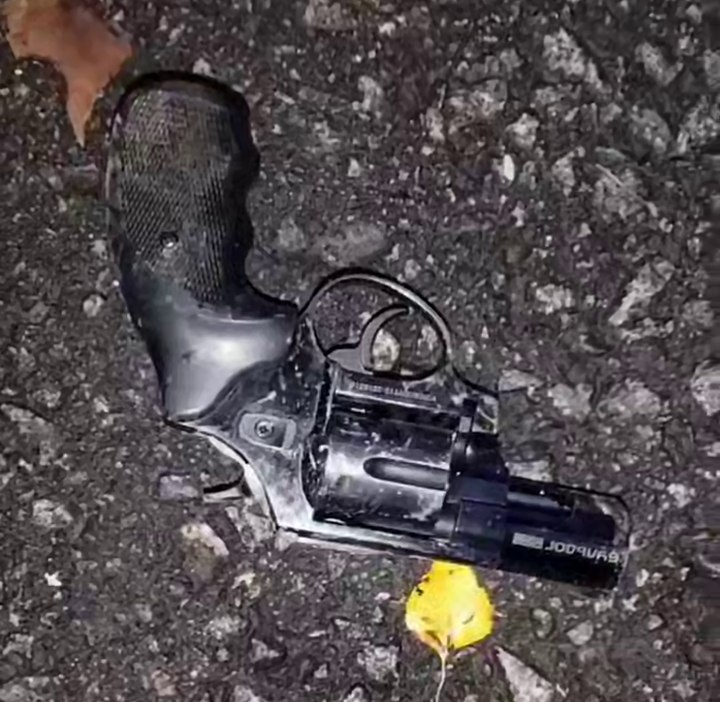 Стрельба во дворе дома на улице Бондаря в Хабаровске