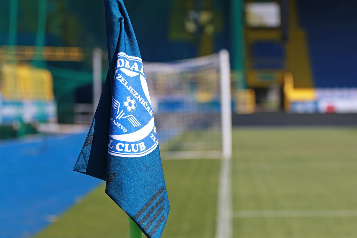 DF9B8D43-4639-4141-84E9-698164E1CCD5