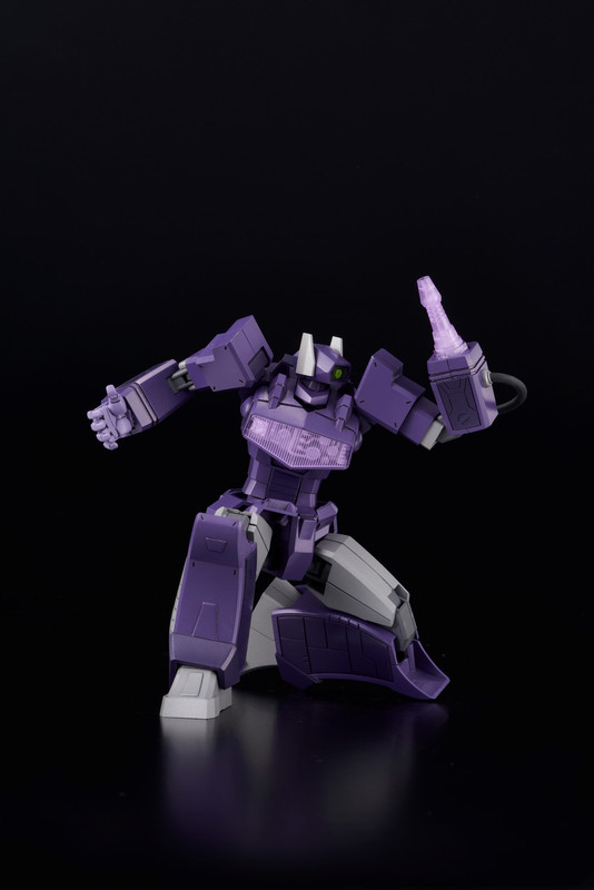 Flame-Toys-Furai-Model-G1-Shockwave-05