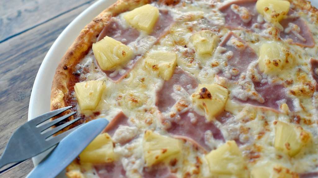 [Image: 1626360516-pizza-hawaii-kiwi-2u-QIj-HSga4a7.jpg]