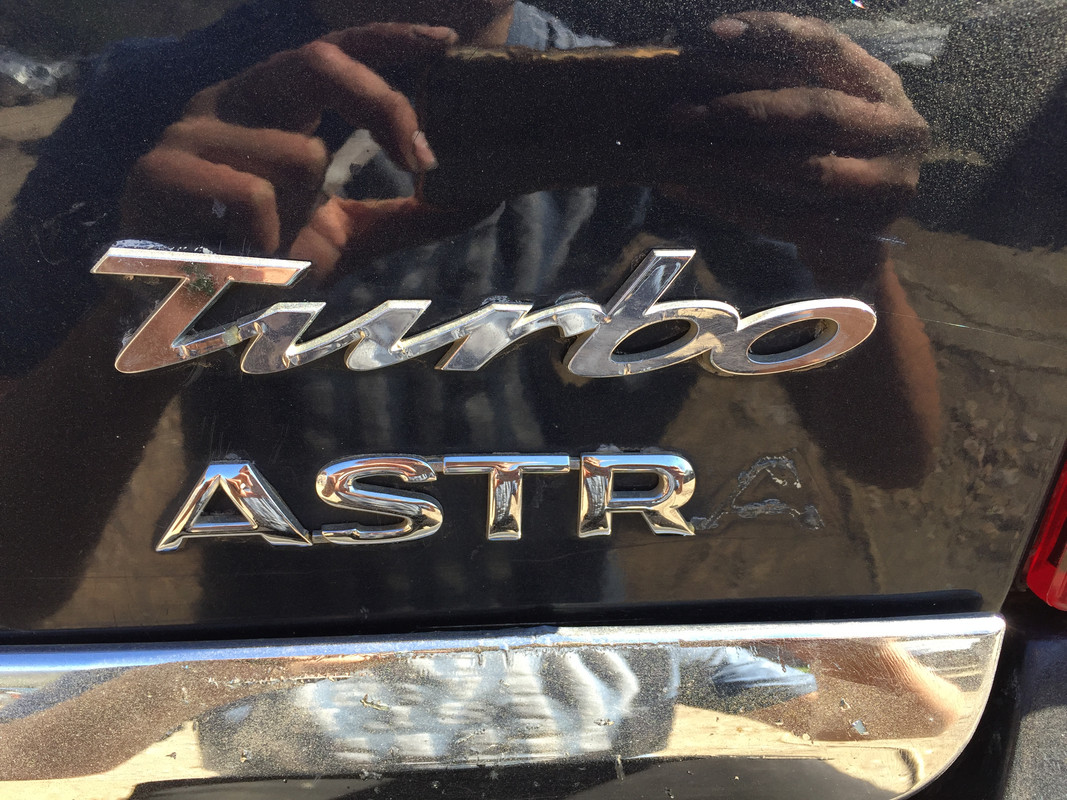 8FB0EB01-4DA7-450E-8417-A09B90008186