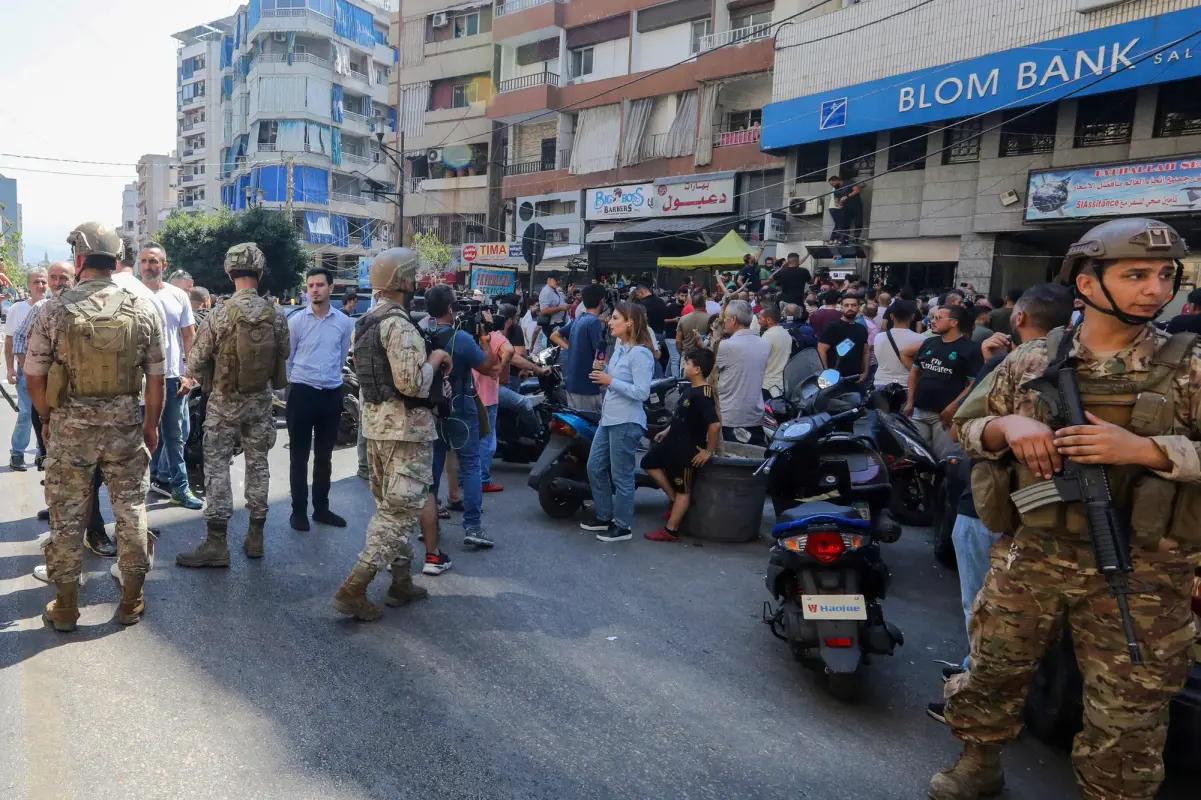 Crisis En Líbano, roban cinco bancos por desesperación_Cuba Impacto