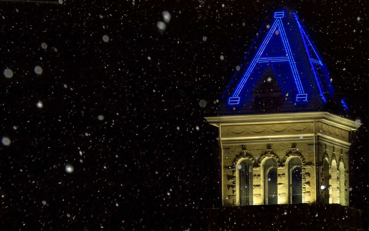 Light it blue for Steve Wiley