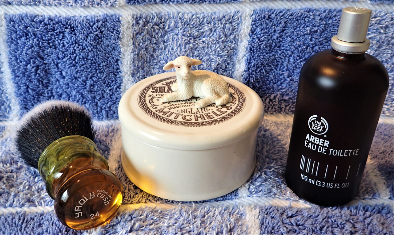 [Image: Wk19-4a.jpg]