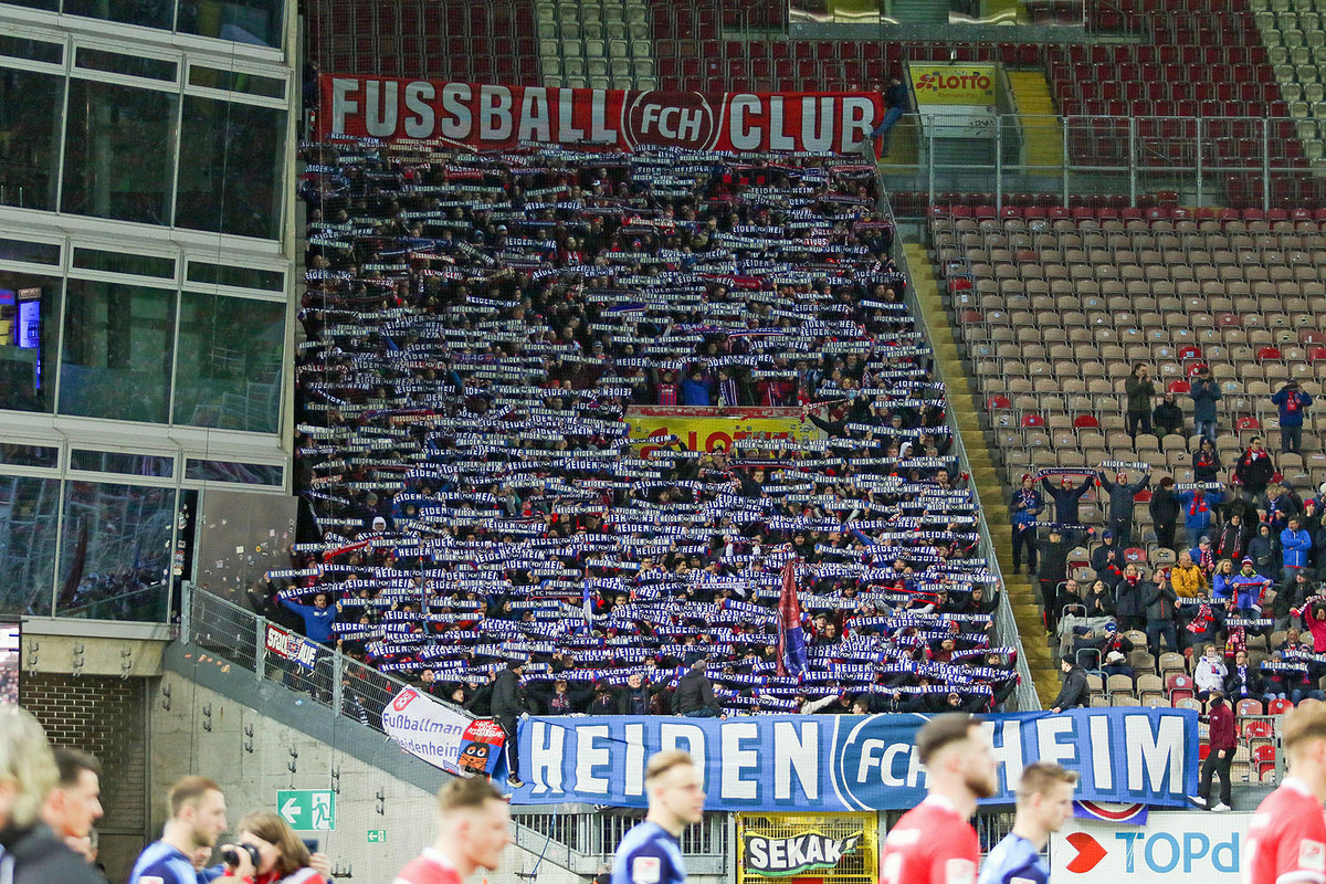 1-fc-kaiserslautern-1-fc-heidenheim-2-bundesliga-2022-2023-9