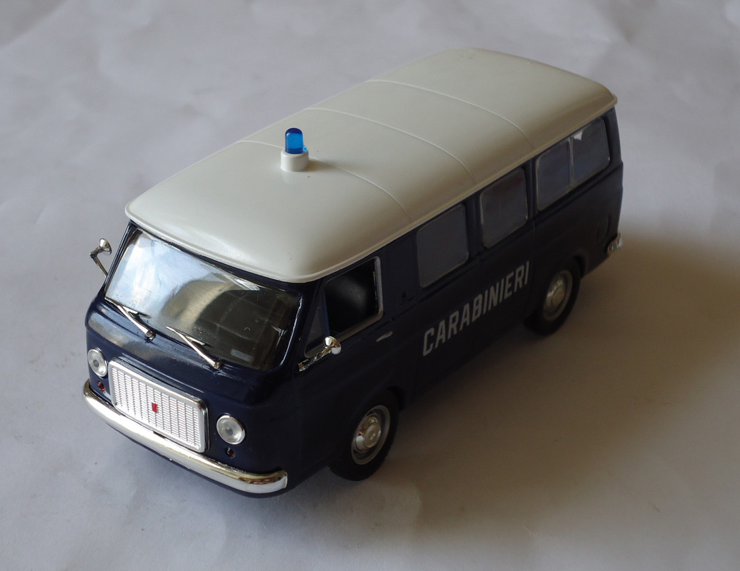 FIAT-238 Carabinieri