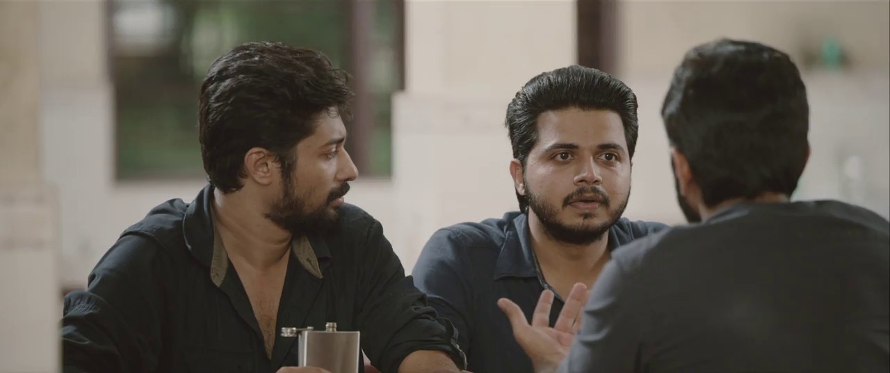 Premam-2015-Blu-Ray-Malayalam-720p-x264-AVC-DDP-5-1-ESub-mkv-0001