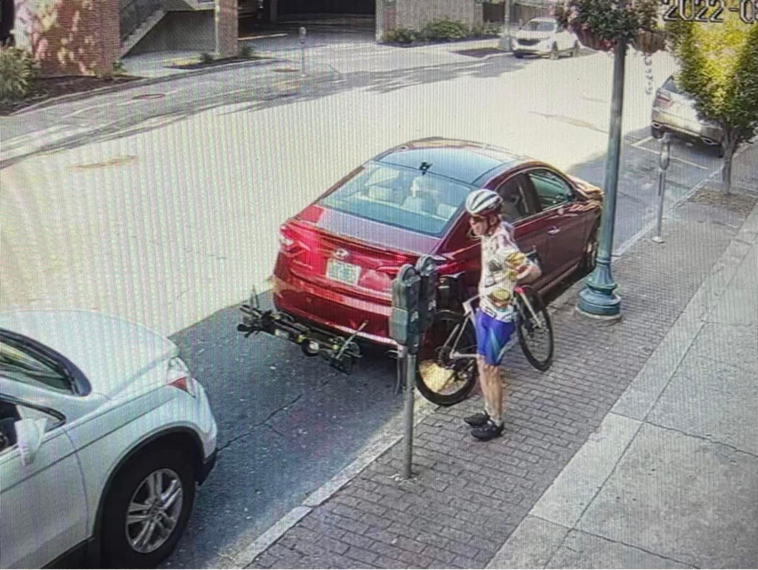 04F5C7CA-3303-4753-8974-78DA38E3ADF3