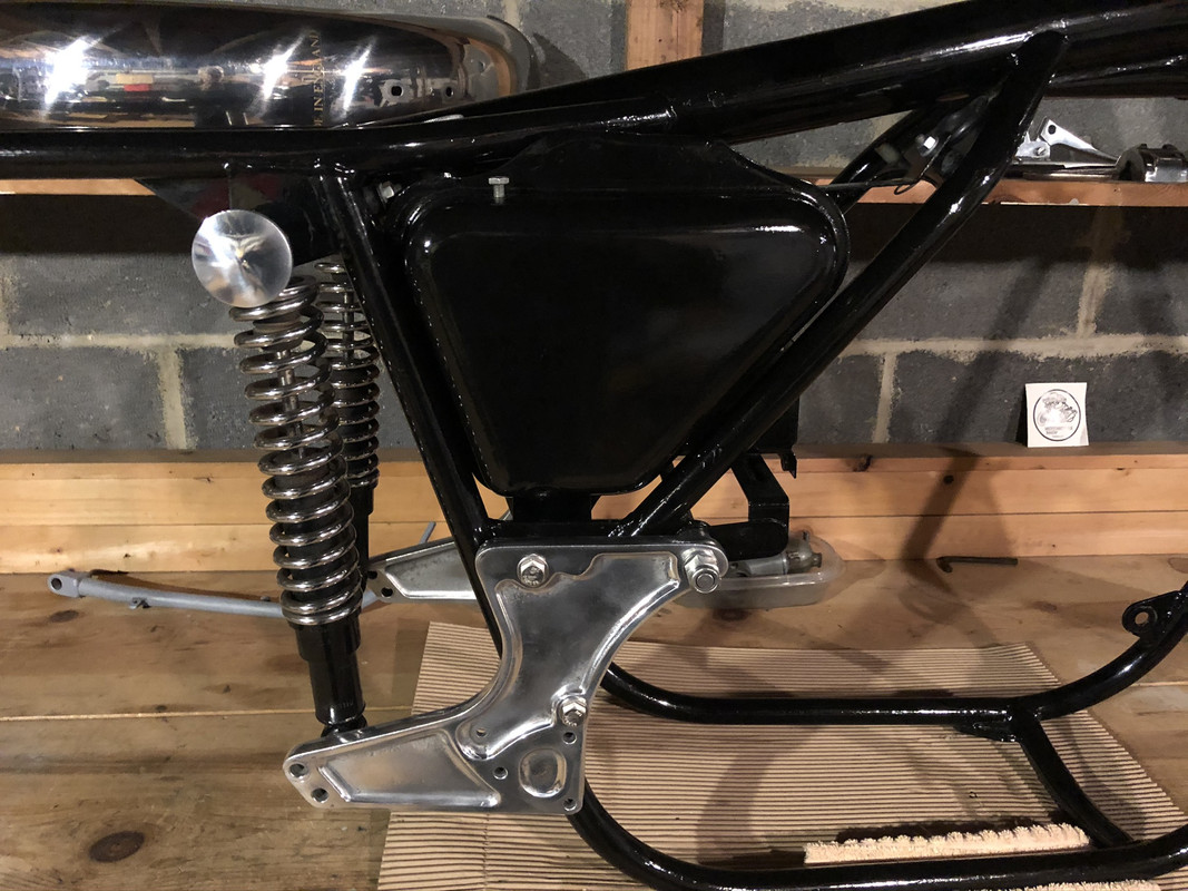 05D291E5-4977-41AA-8CFD-9502771307C4