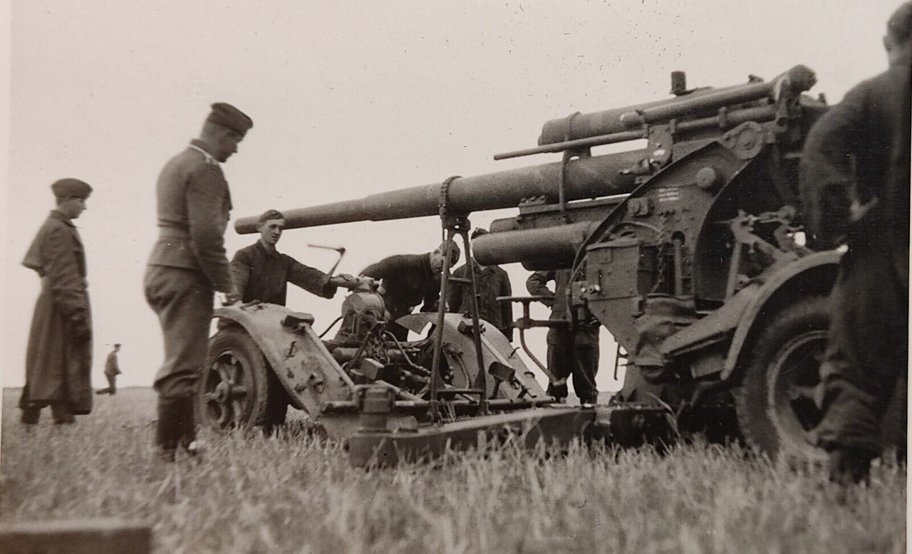 Flak-Besatzung ist da, Flak-8,8cm , Wehrmacht 2WK