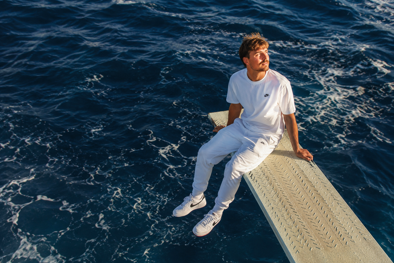 Example result for: Ocean Diving Board Streetwear