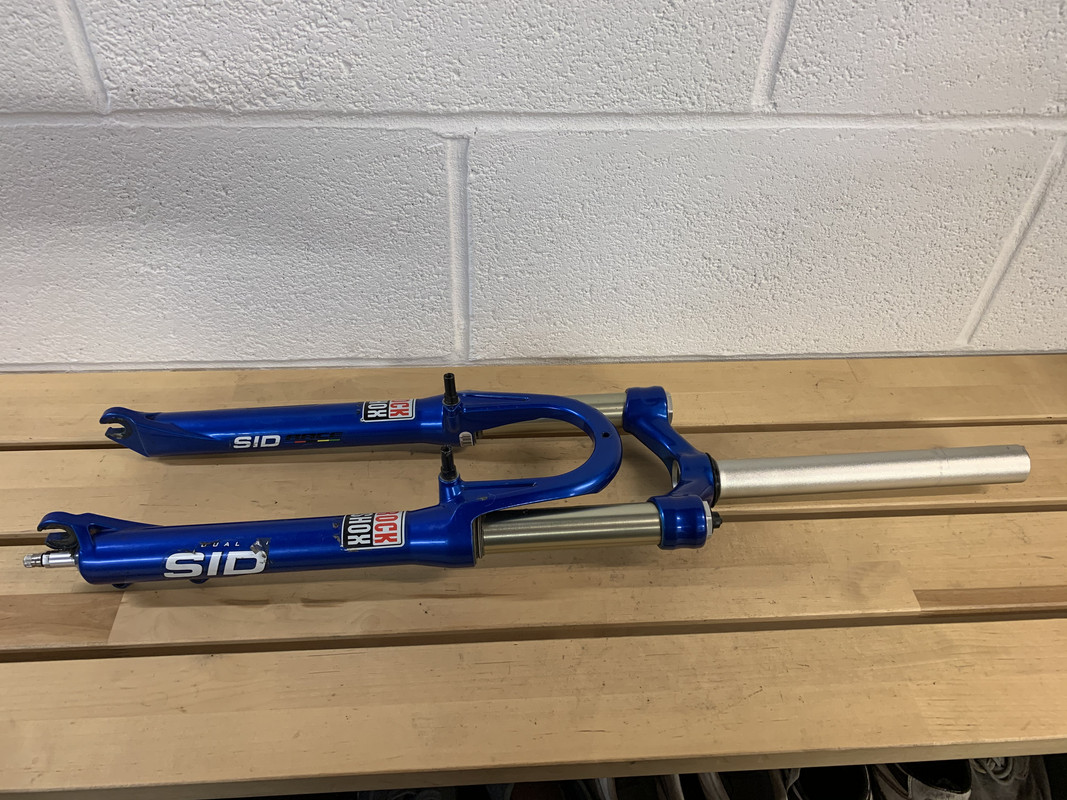 0DD2909A-4CEE-49A0-8C74-1EFC13D56917