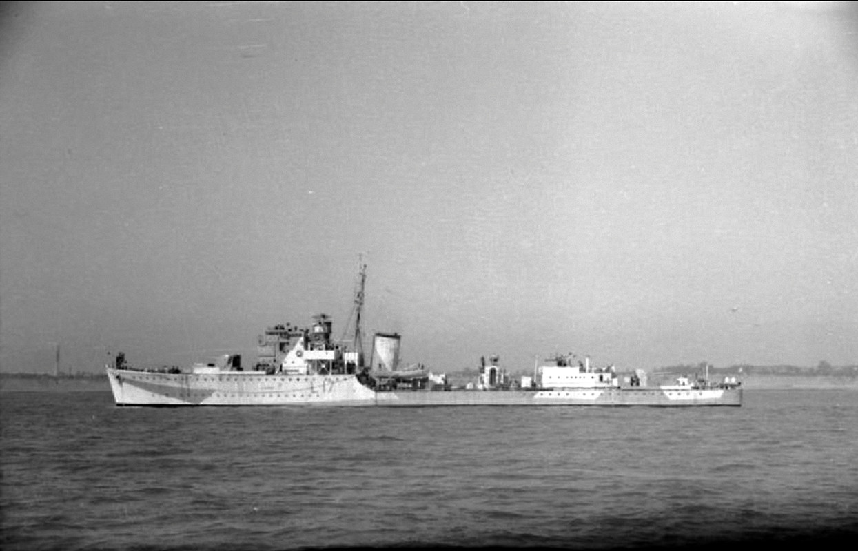 Berkeley (L.17), 1942