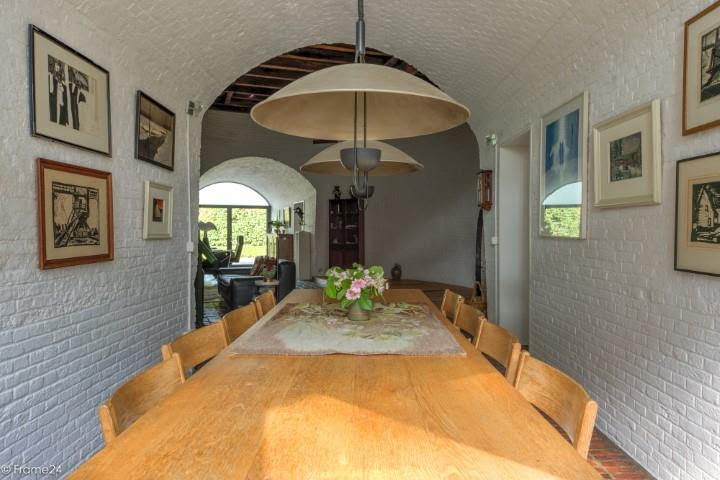 414572bb27324cea839e5ecf8738689a