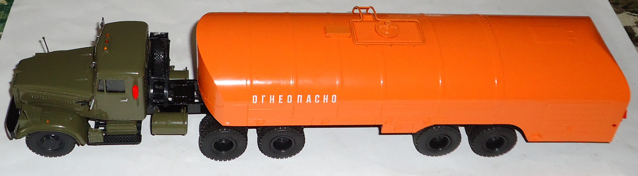 КрАЗ-258Б1   ТЗ-22