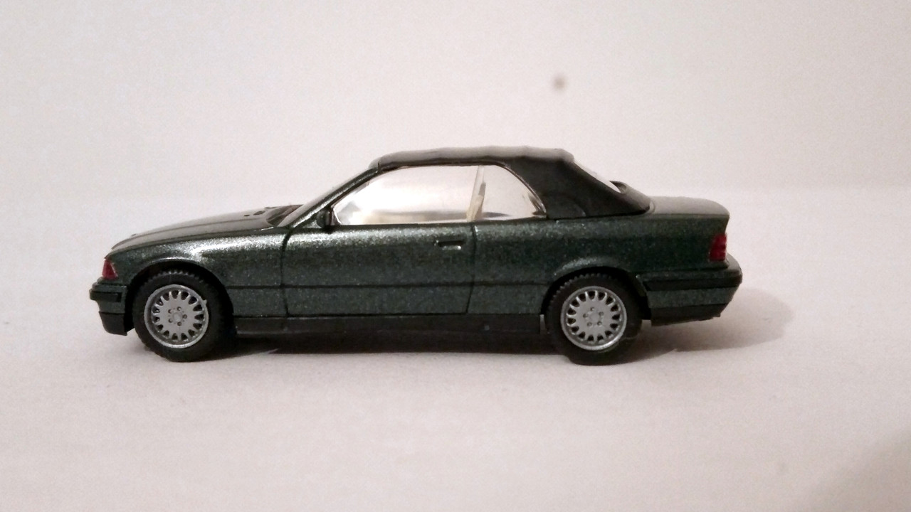 Mach (9136)