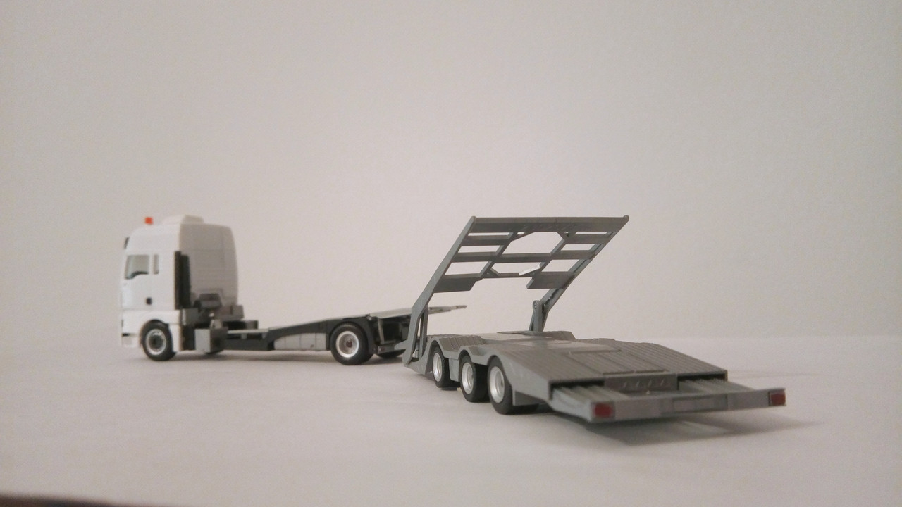 Mcht (8354)