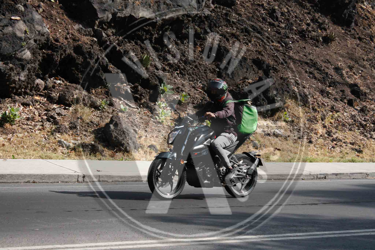 MG 0011 — Postimages