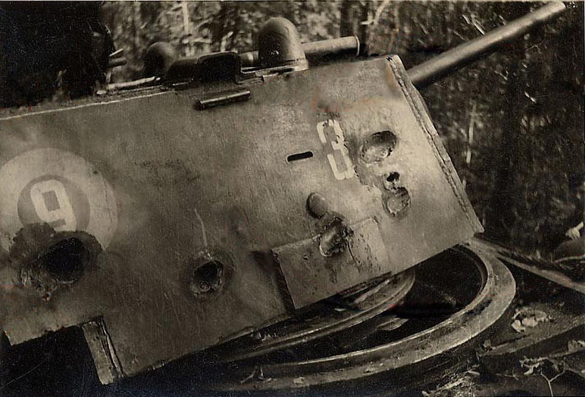 (091112153314)_KV-1__9_v_belom_kruge_(3)