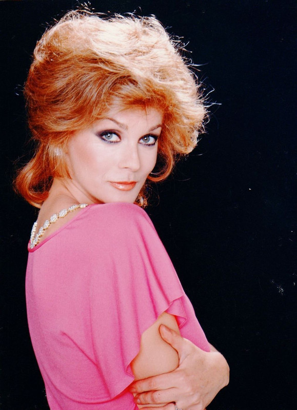 Ann-Margret_md44