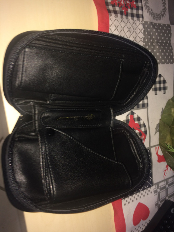 C1AD323F-B69C-4EFD-BD88-8F80948A5F1D