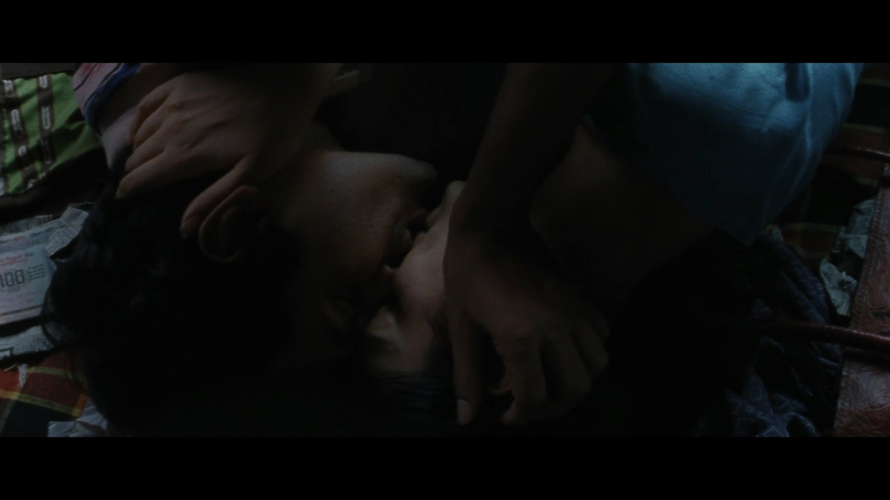 Miss.Lovely.2012.1080p.NF.mkv_snapshot_04.40_[2021.07.14_11.03.08]