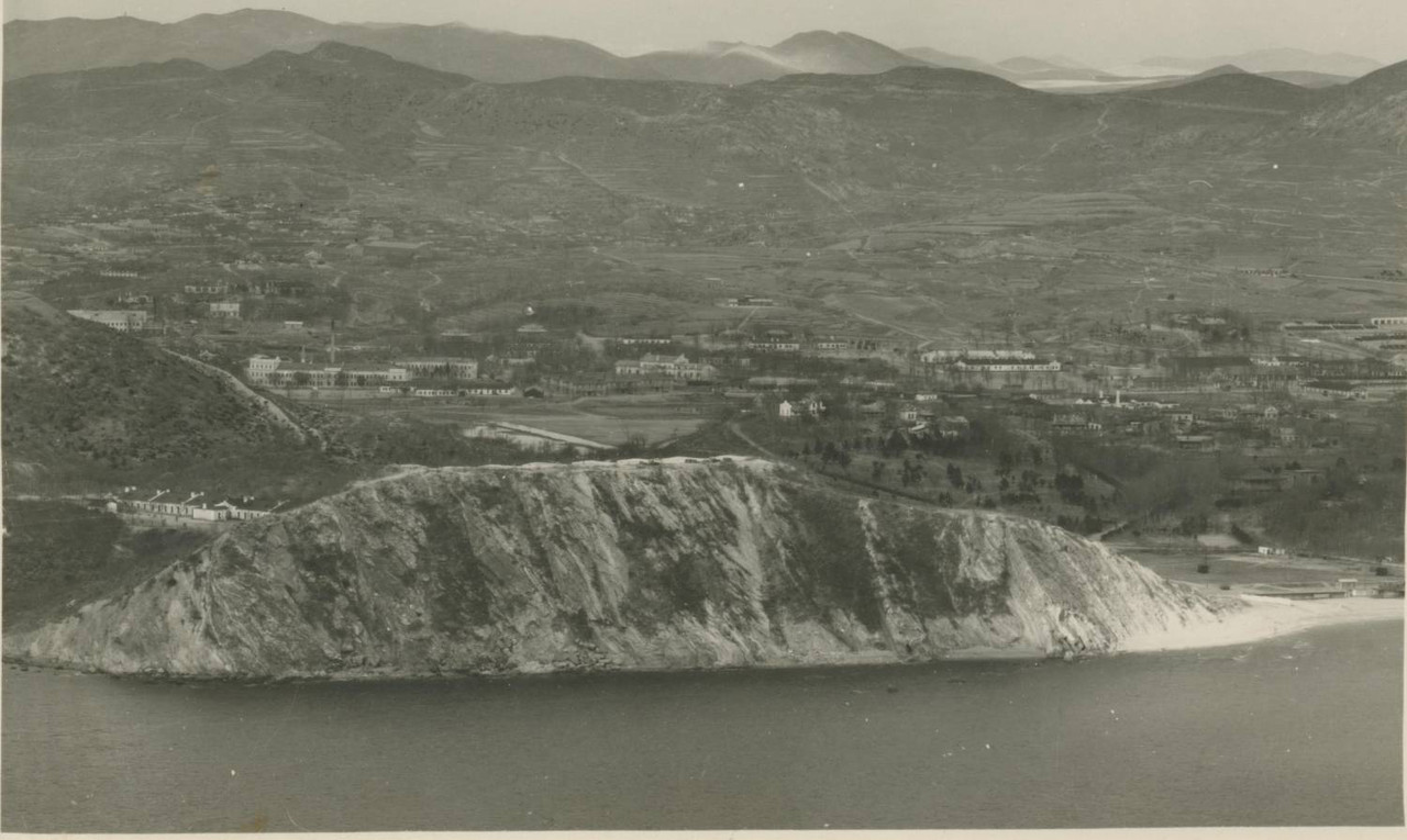 Электрический Утес с моря.