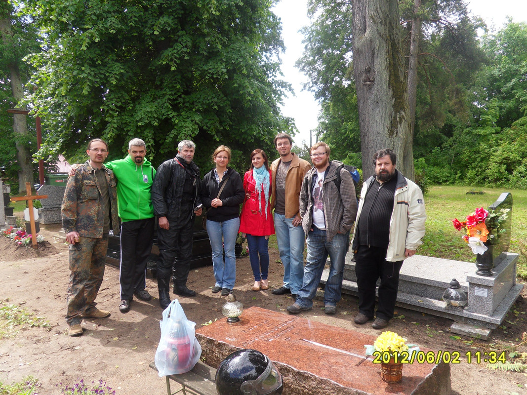 04 - Cmentarz w Jerzwałdzie (SDC19827)