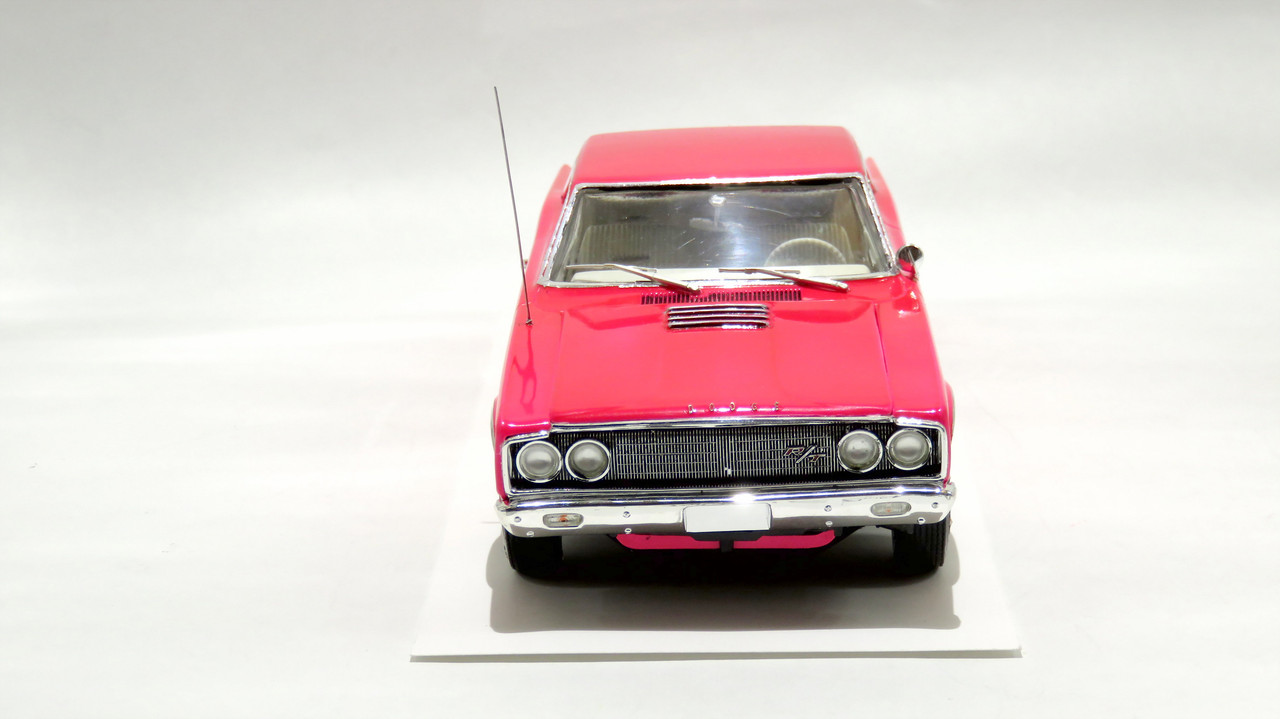 Revell '67 Dodge Coronet IMG-1200