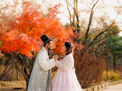 Raffi Ahmad dan Nagita Slavina di Korea Selatan