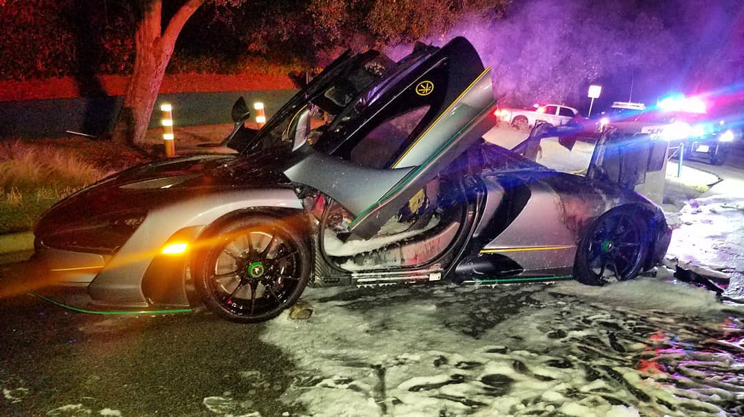 526cfa6e-mclaren-senna-salomondrin-fire-2