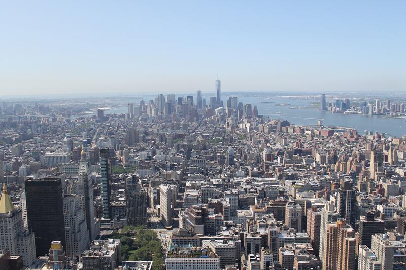 Una pequeña mordida a "La Gran Manzana" y escapada a Washington D.C. - Blogs de USA - Día 3: Empire State Building, Quinta Avenida, intento del MOMA y Times Square. (2)