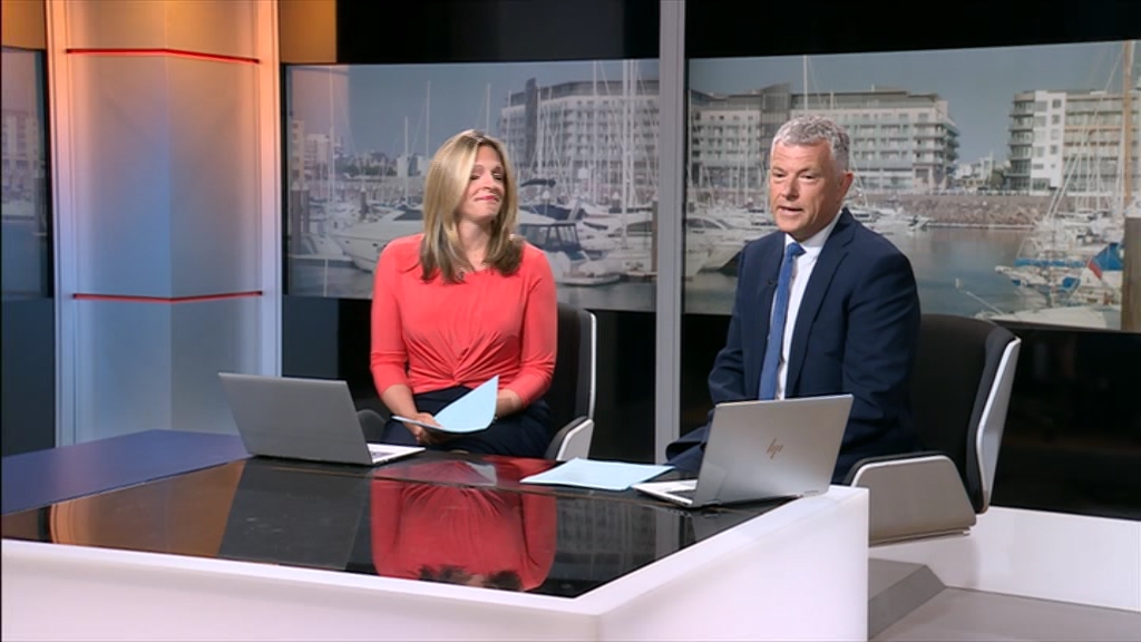 05.16 - 18.00.01 - ITV News London. The latest news and weather from ....ts_snapshot_08.22.119