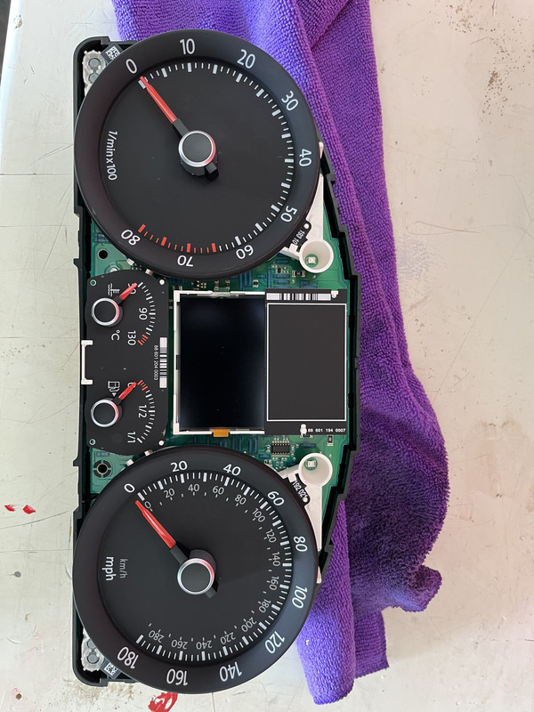 B937F576-01D1-4FA3-880E-07ACDDFC3BC9