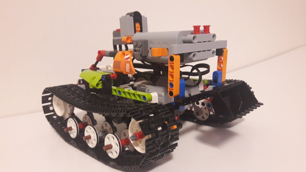 43335431_245656109635454_3673117969262575616_n