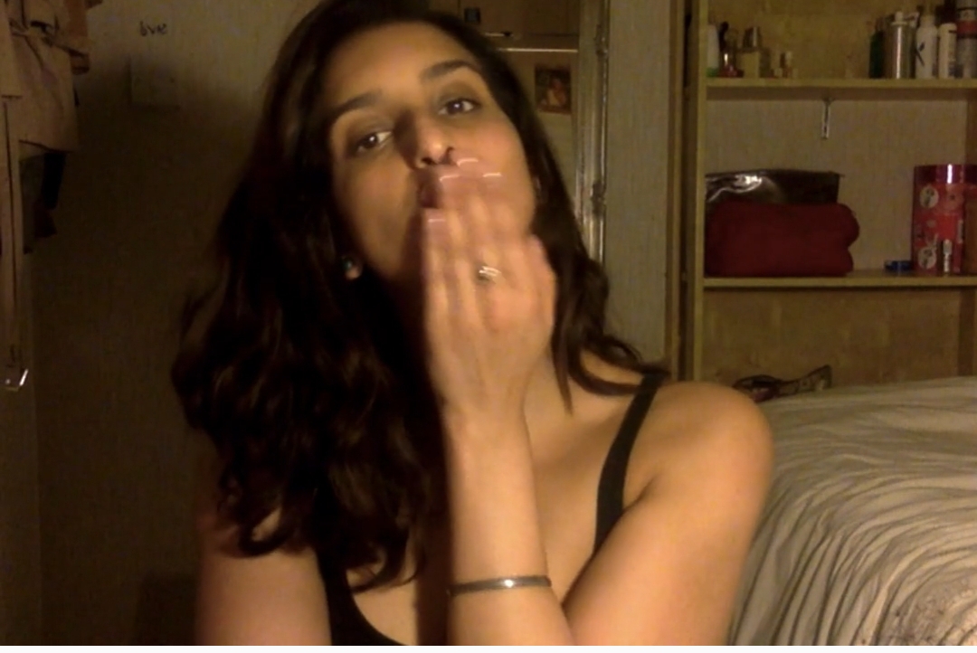 Full naked and rubbing pussy and release pee dirty sex