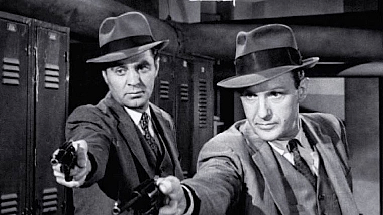 UNTOUCHABLES-ROBERT-STACK-FOTOR.jpg
