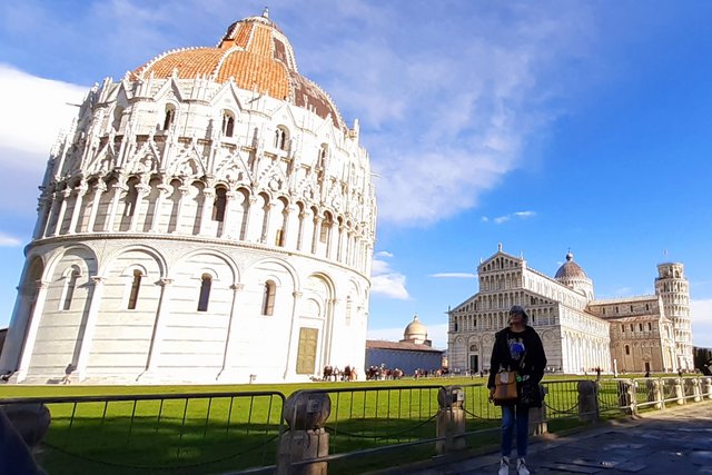 TREN A PISA, CATEDRAL Y PASEO NOCTURNO POR FLORENCIA. - Florencia y Pisa 2021 con niños (23)