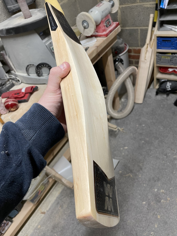 19D9F2A4-C135-4742-8FAD-4243C62A7418