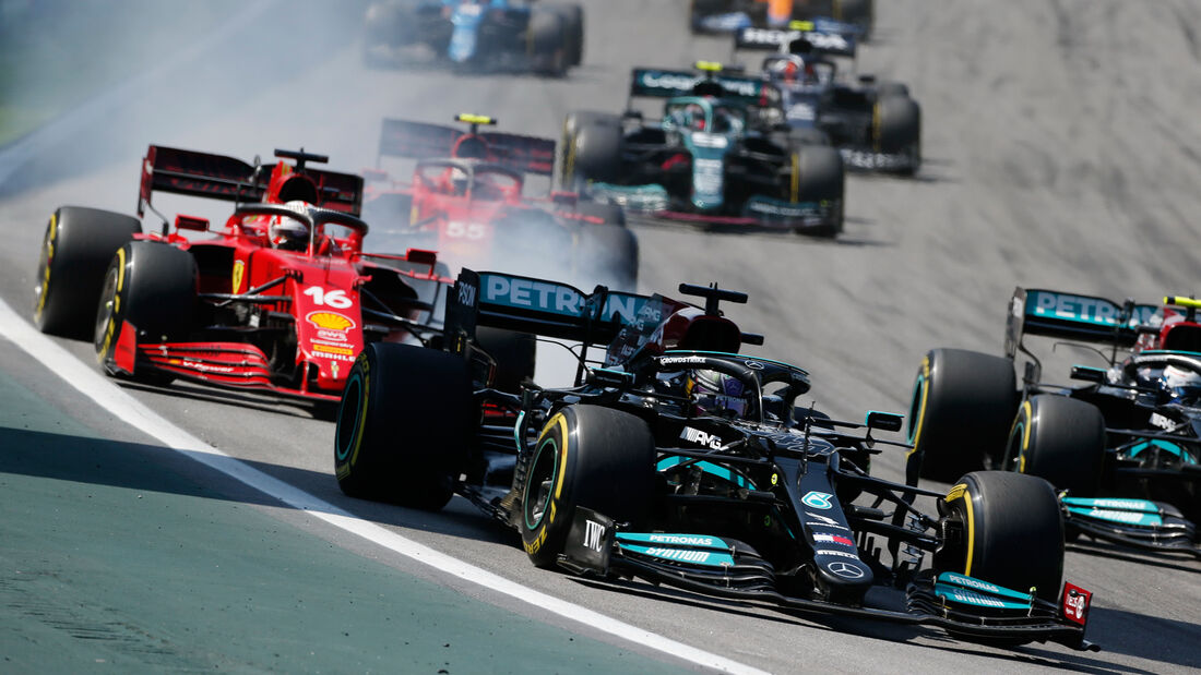 Lewis-Hamilton-Mercedes-GP-Brasilien-2021-Sao-Paulo-Rennen-169Gallery-b46109e1-1850185