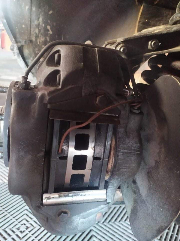 1F3E2D11-F380-41B0-A818-F21FA13FE3E3