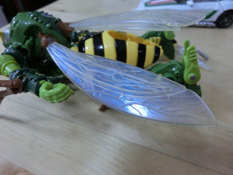 Transformers Generations Skids and Waspinator Ou