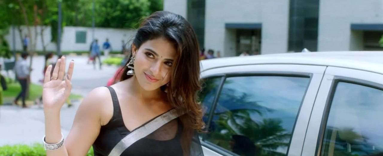 Naan Sirithaal Movie Screenshot