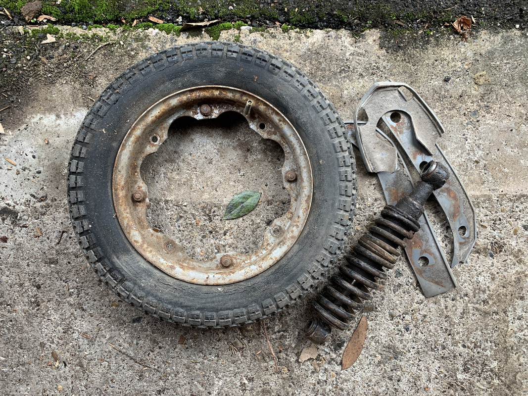 F9CEF6FC-B694-4573-A846-70B6CBD76F2C