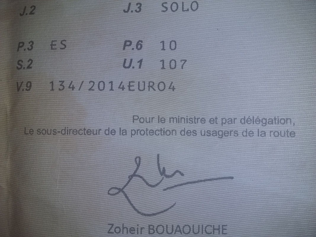 DUCATI_Panigale_V4_Niveau_sonore_à_l'arret_en_db_sur_carte_grise[1]