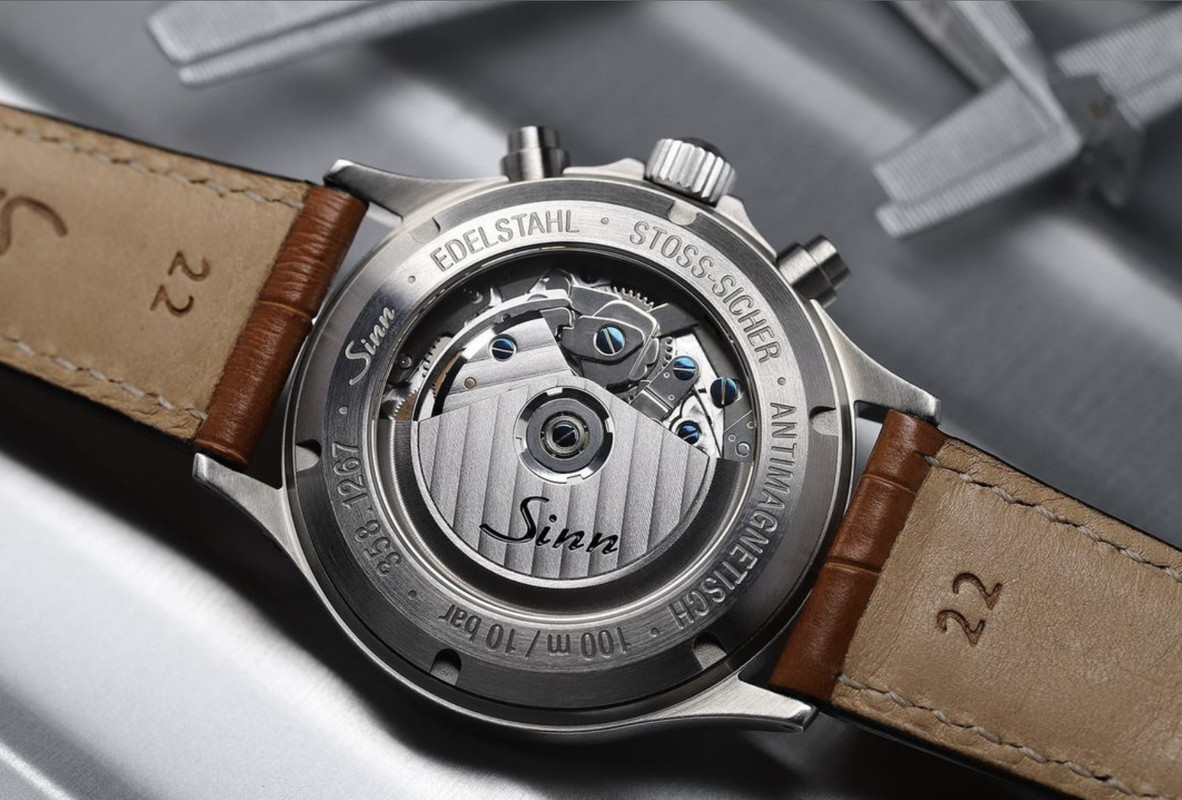 75A082E7-FF7D-494C-BB42-1B03026EF260