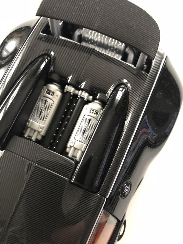 5D4094A9-5181-4A47-9B6A-71BCC23B0A84