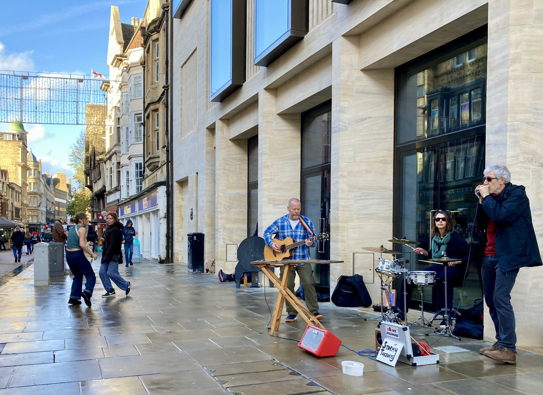 5F61E3EB-B006-40DB-BA89-9AE05942588D