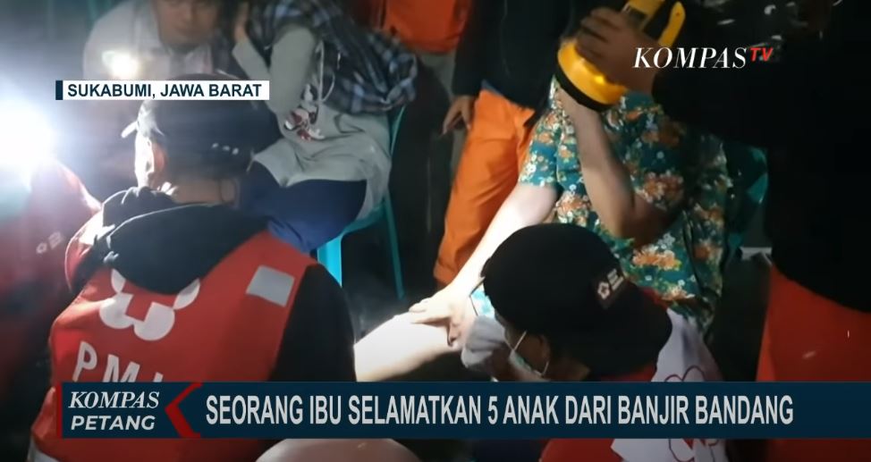 Seorang ibu selamatkan 5 anak dari banjir bandang