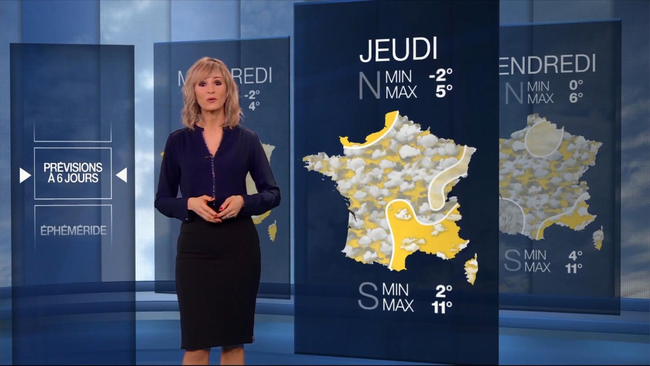 Stéphanie Duval 241218.mp4_snapshot_01.58_[2018.12.24_23.28.00]